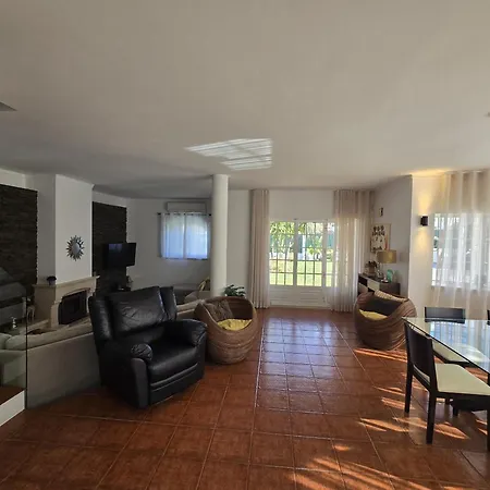 Stylish By Homing Villa *